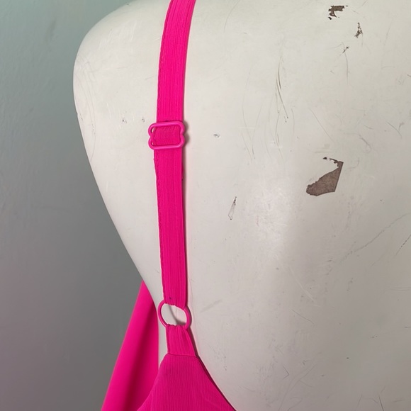 TORRID PLUS SIZE 0X fluorescent pink embroidered purple ribbon strap top - Picture 5 of 8